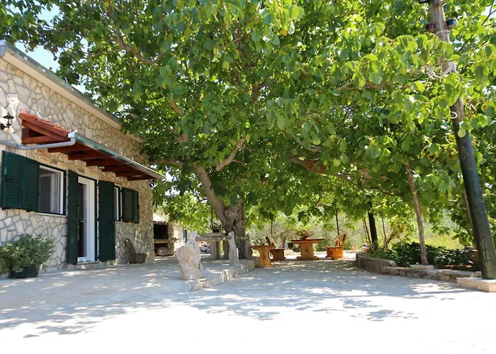 度假居 Family Friendly House With A Swimming Pool Prizba, Korcula - 9178 *