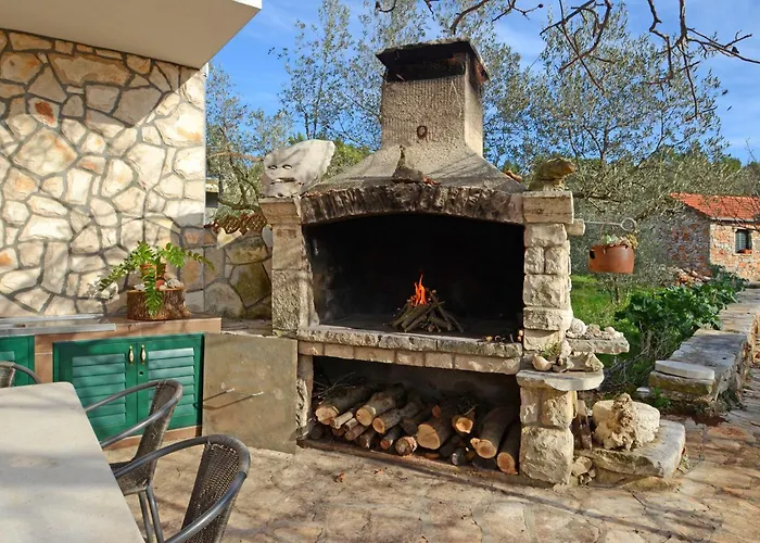 度假居 Family Friendly House With A Swimming Pool Prizba, Korcula - 9178 *