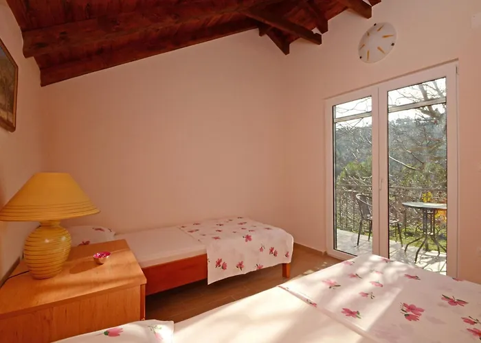 Family Friendly House With A Swimming Pool Prizba, Korcula - 9178 度假居