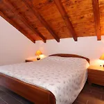 Σπίτι διακοπών Family Friendly House With A Swimming Pool Prizba, Korcula - 9178 Blato (Korcula)