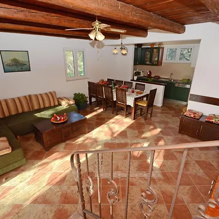 Family Friendly House With A Swimming Pool Prizba, Korcula - 9178 * Blato (Korcula)