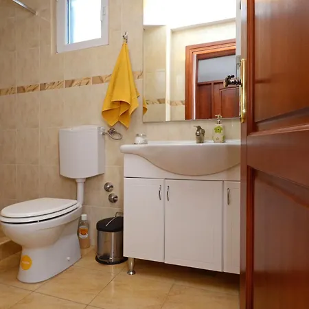 Holiday home Family Friendly House With A Swimming Pool Prizba, Korcula - 9178 Blato (Korcula)