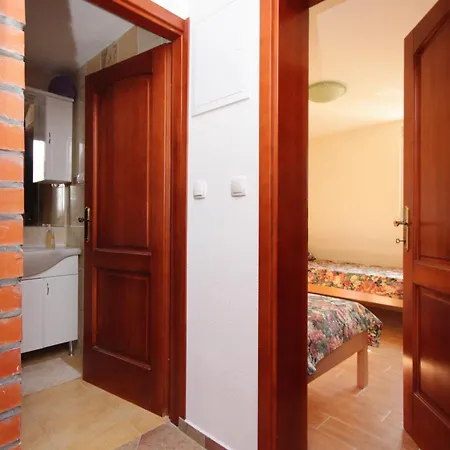Holiday home Family Friendly House With A Swimming Pool Prizba, Korcula - 9178