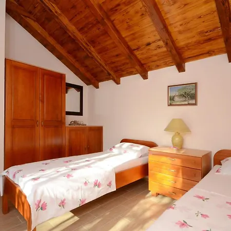 Family Friendly House With A Swimming Pool Prizba, Korcula - 9178 * Blato (Korcula)