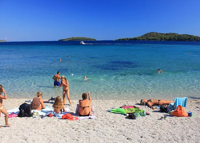 Vakantiehuis Family Friendly House With A Swimming Pool Prizba, Korcula - 9178 Blato (Korcula)